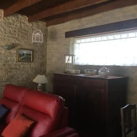 De Sauvagnac Casa de Férias *